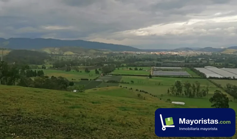 Finca ganadera de 10,5 ha en Facatativá, Cundinamarca