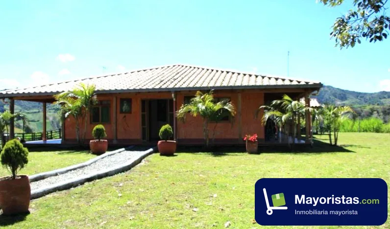 Finca agrícola de 8,3 ha en Marinilla, Antioquia — foto 9 de 10