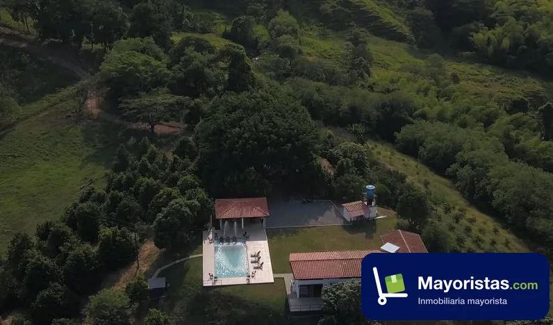 Finca ganadera de 10,9 ha en Támesis, Antioquia