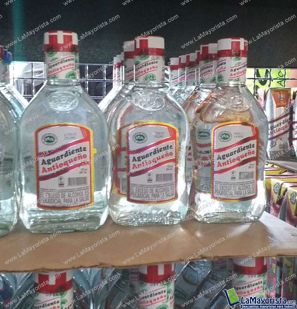 Aguardiente Antioqueño media