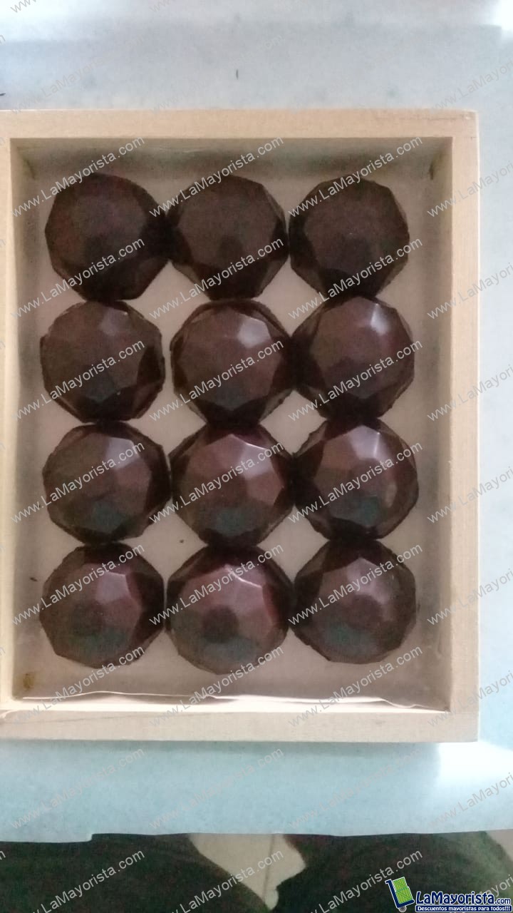 Caja de Chocolates Artesanales 100 porciento Naturales x 12 Pastillas