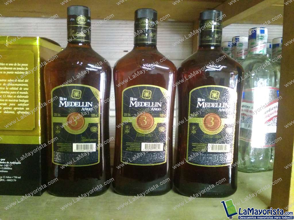 Ron Medellin litro