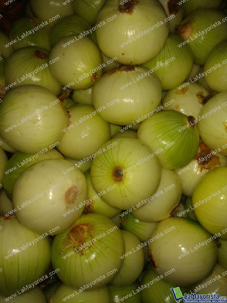 Cebolla de huevo pelada