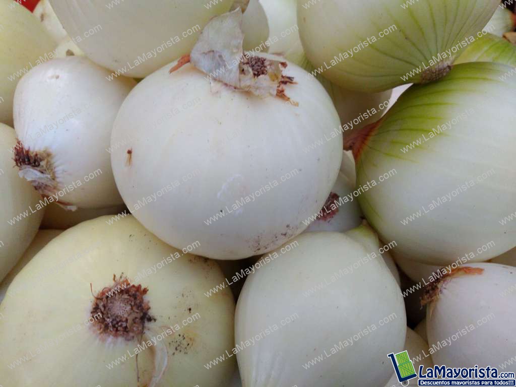 Cebolla de huevo pelada