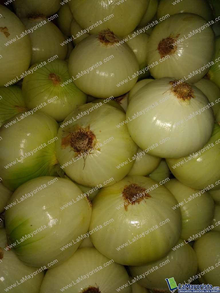 Cebolla de huevo pelada