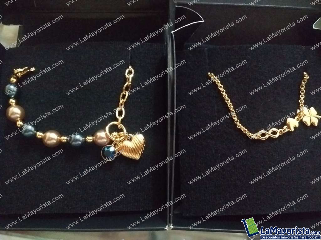 Pulseras en baño de oro