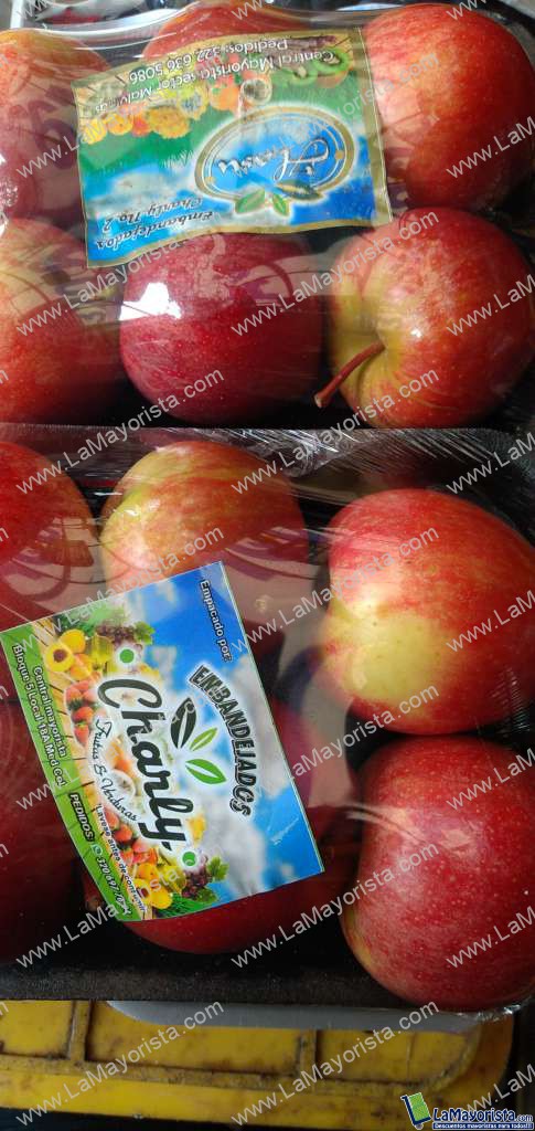 Manzana gala en bandeja