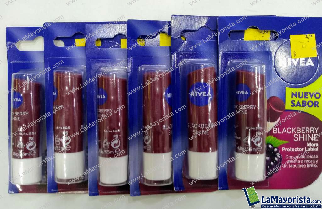 protector labial mora Nivea