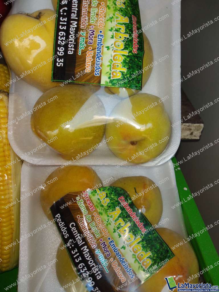 Durazno criollo en bandeja