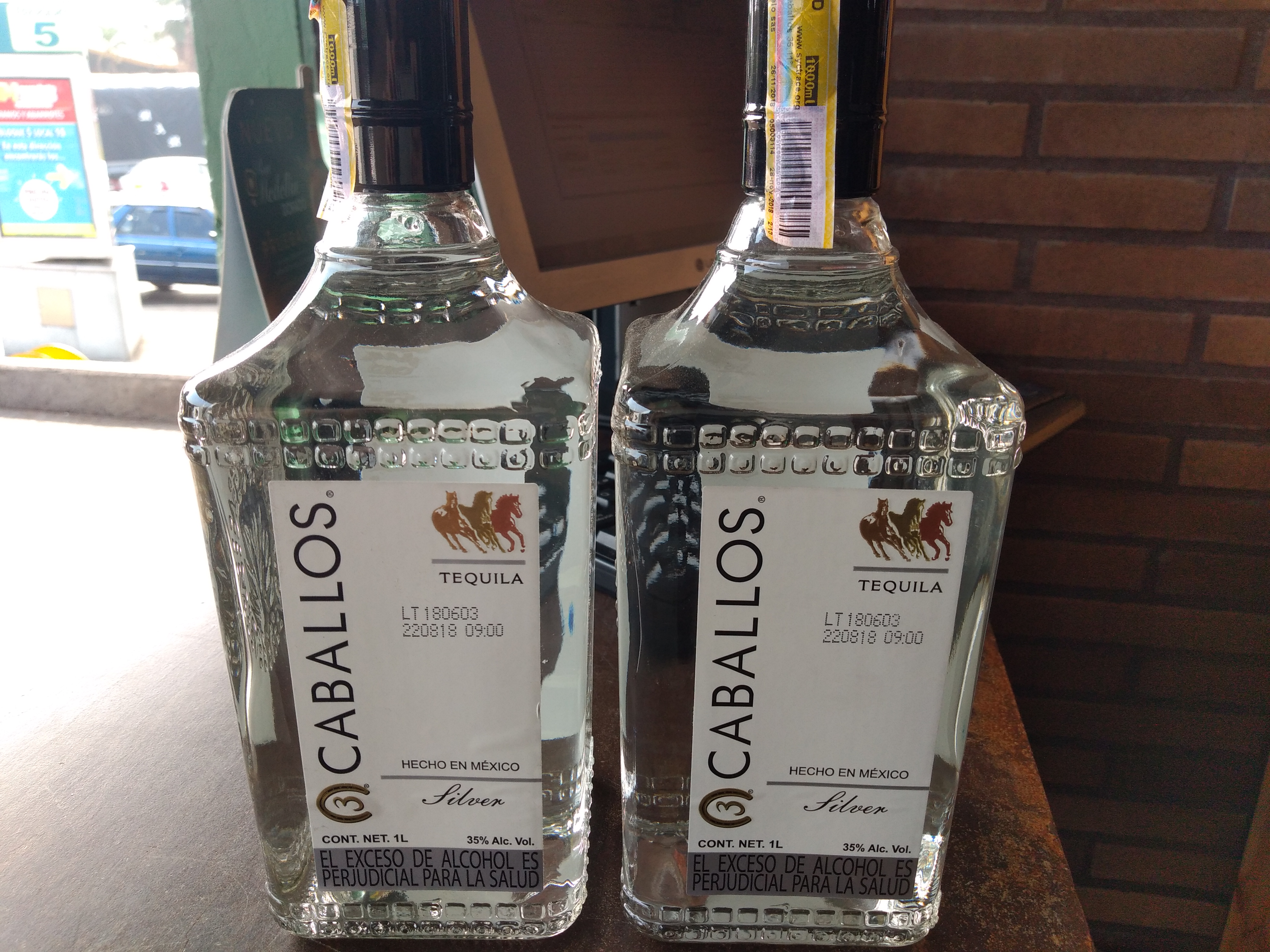 Tequila 3 caballos 1 litro