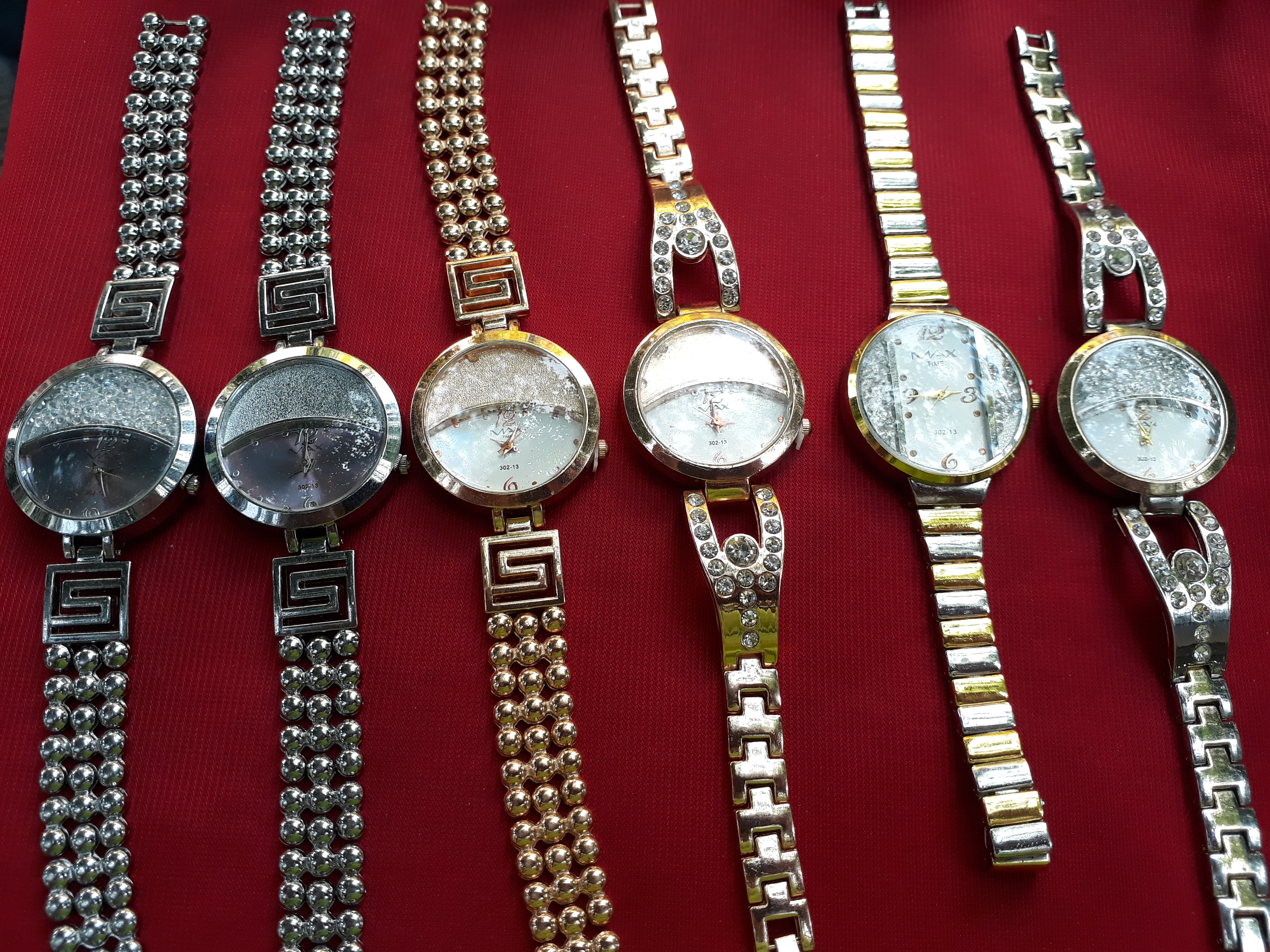 Reloj en acero para dama