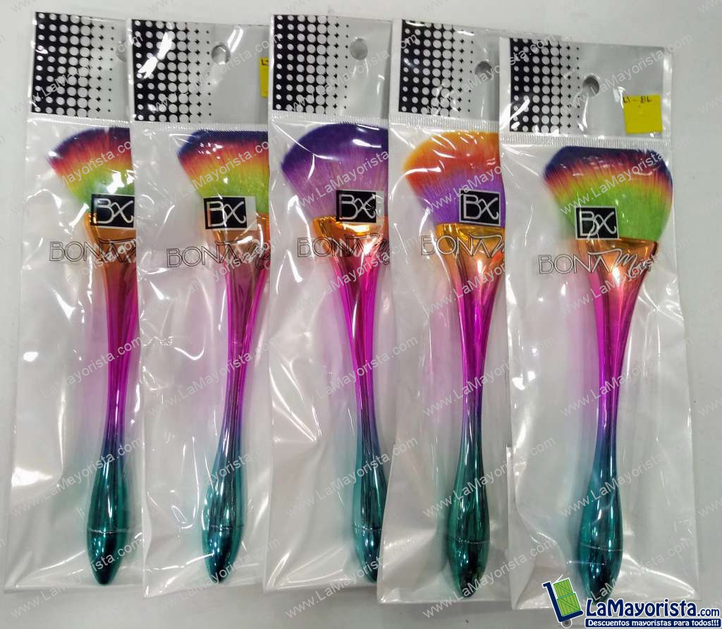 brocha iluminador arcoiris Bonamix