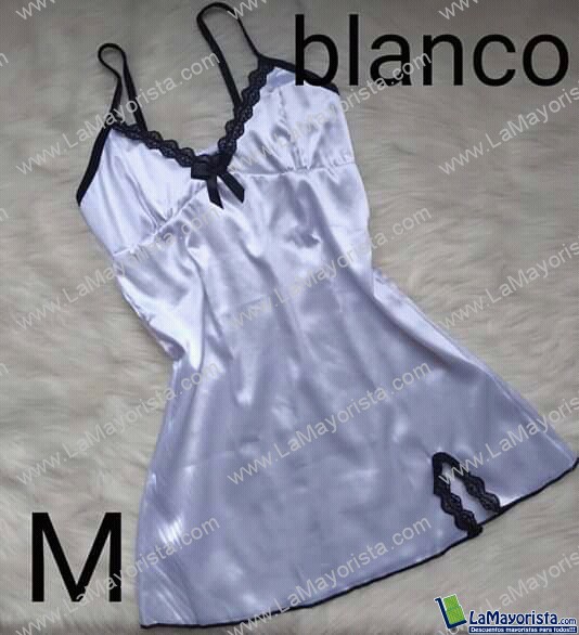 Pijamas en satín — foto 7 de 10