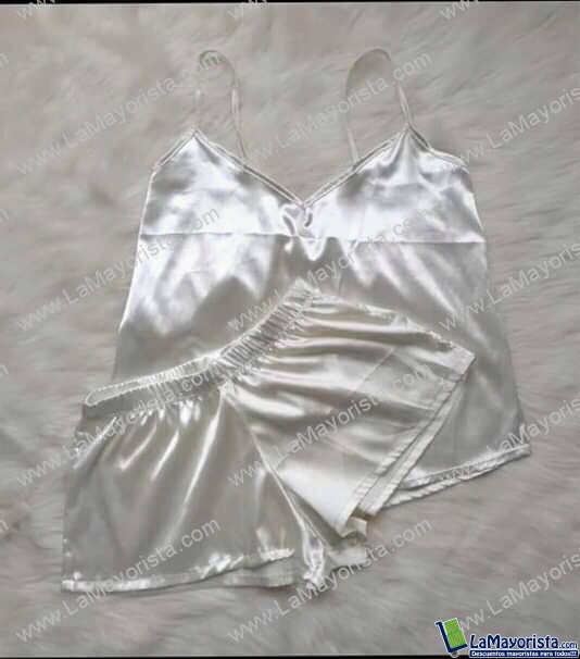 Pijamas en satín
