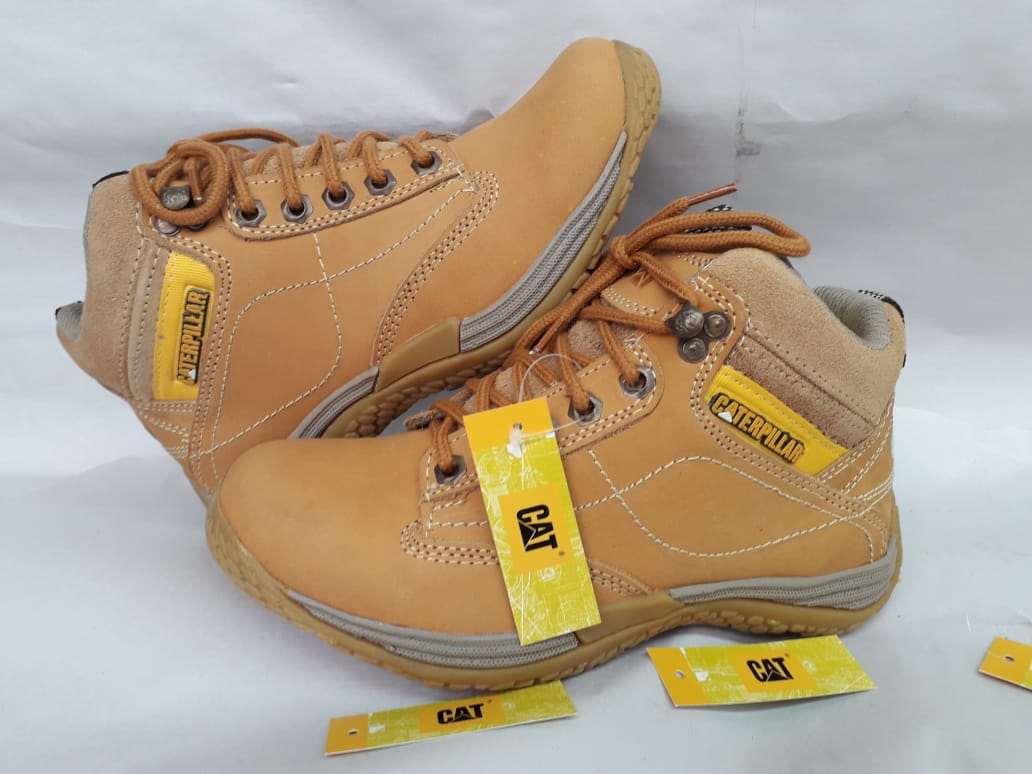? botas cuero