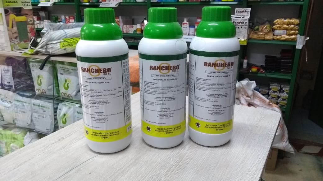 Herbicida selectivo " Ranchero" * lt