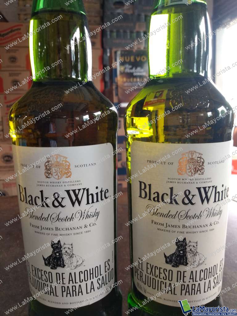 Whisky black y white x 700 ml