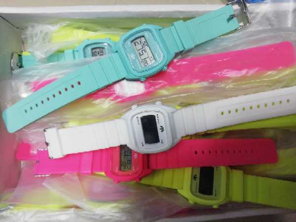 Reloj adidas