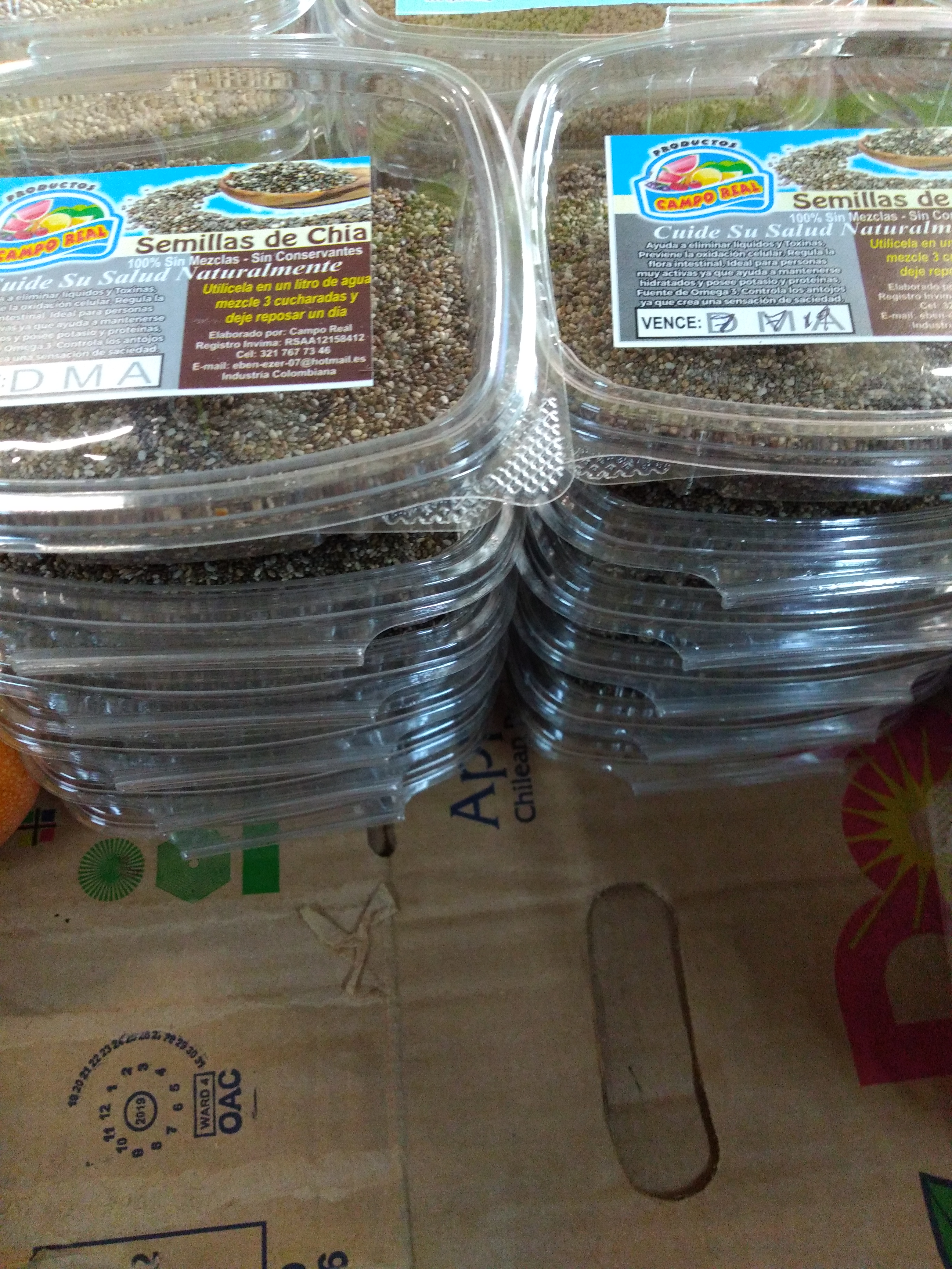 Semillas de chía bandeja