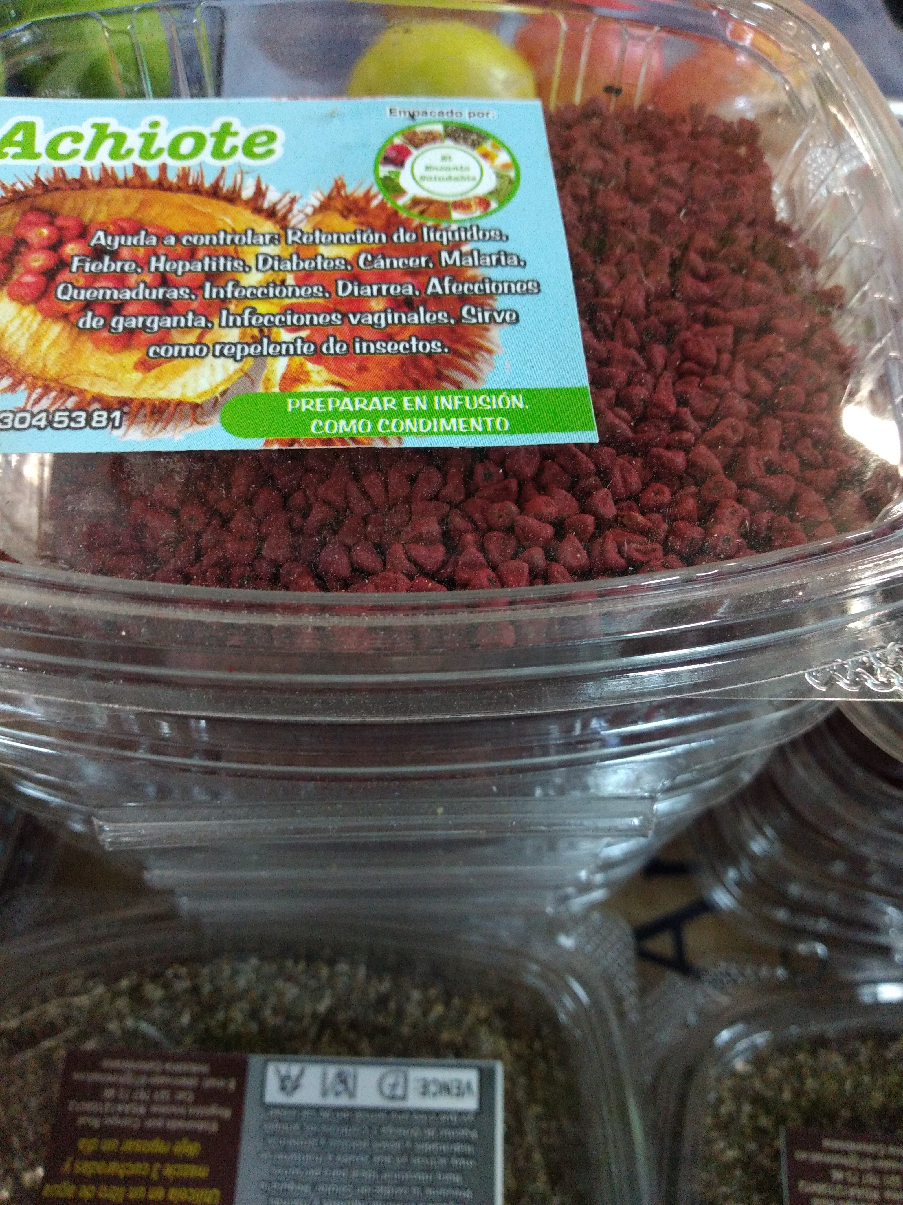 Achiote en bandeja