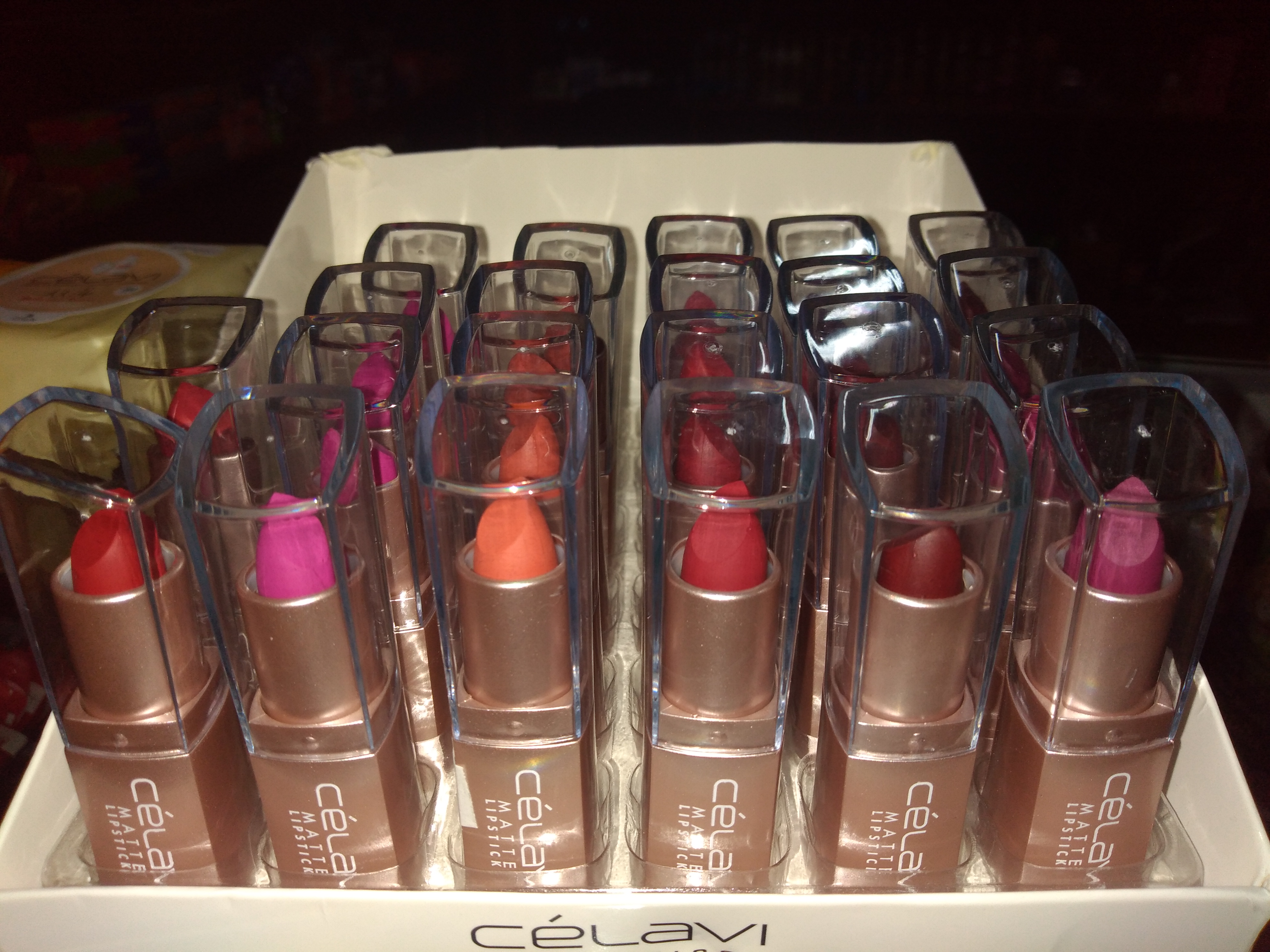 Labiales celavi