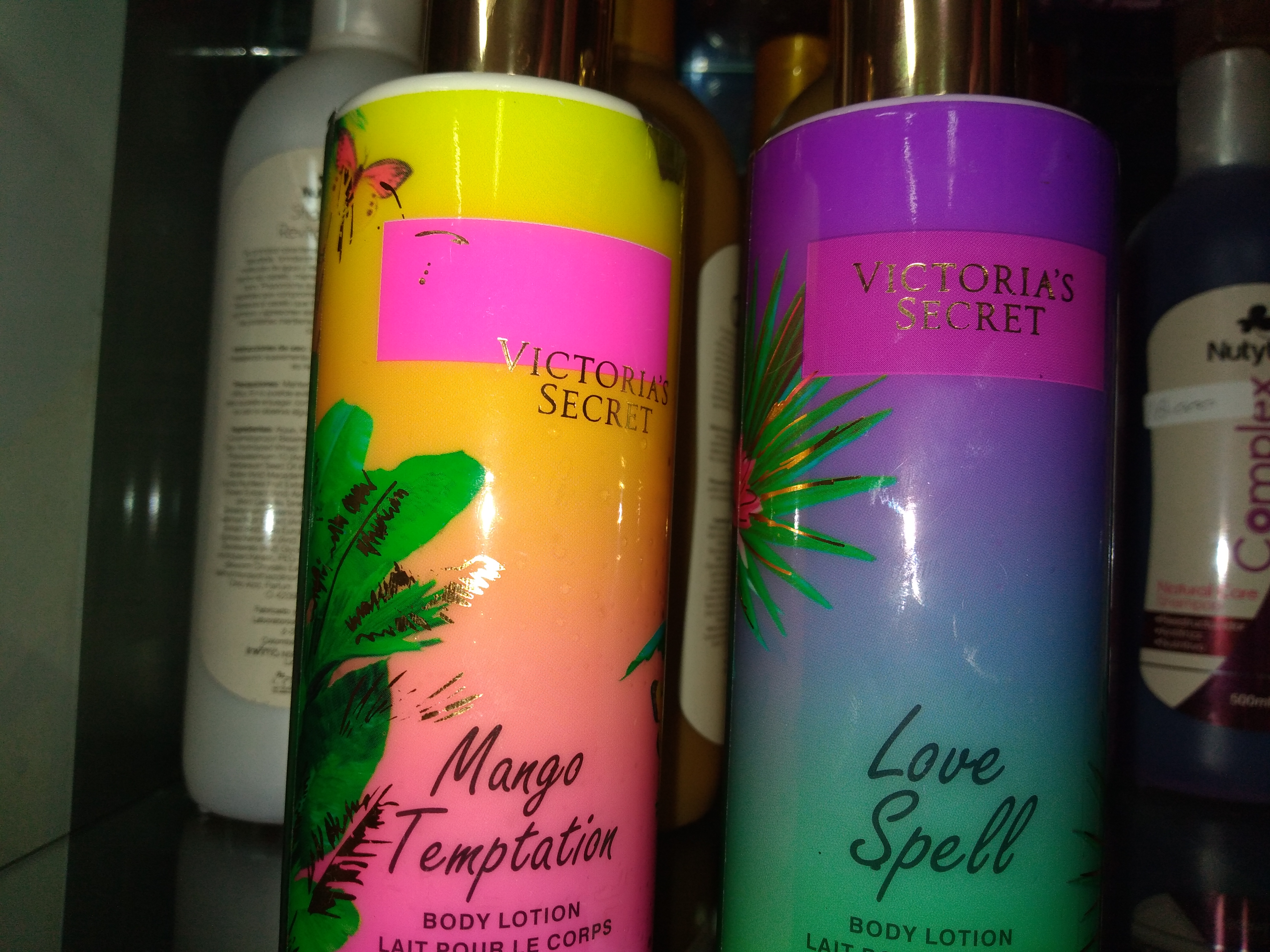 Body lotion Victoria's secret