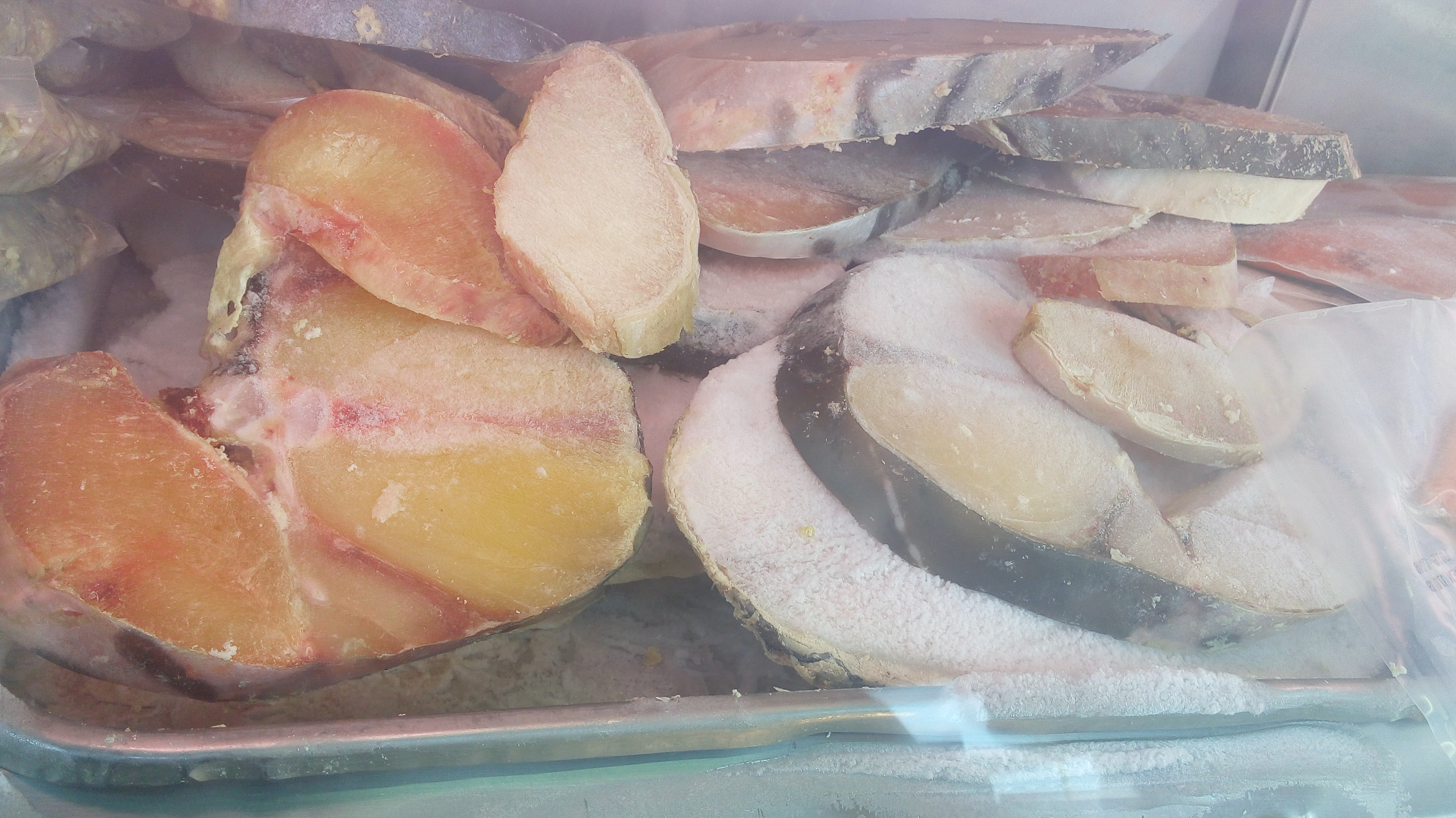 Bagre dorado en rodajas