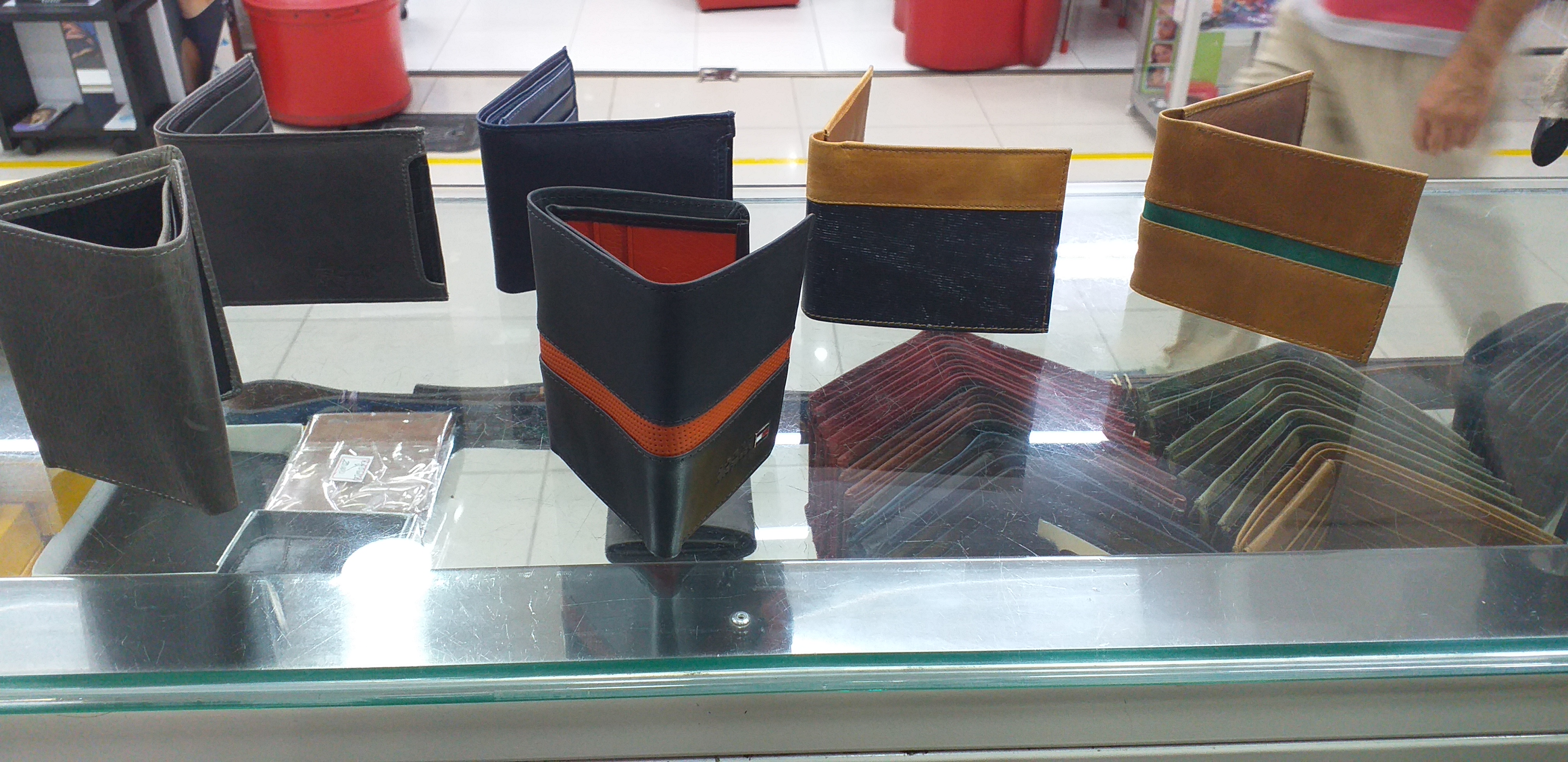 Billeteras de cuero para hombre