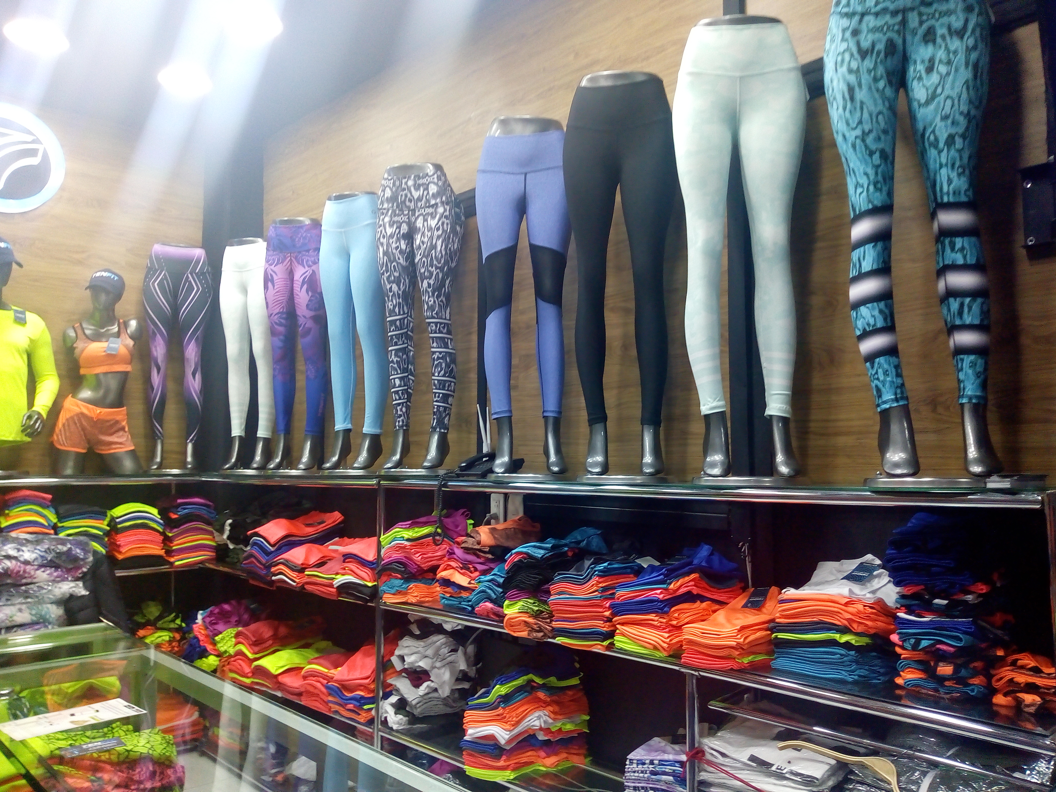 Leggins tela suplex control abdomen y celulitis de la talla de a l