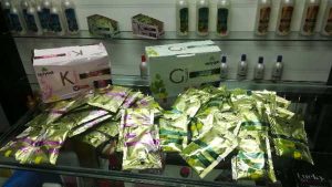 Sachet keratina y gusano de seda displey por 24