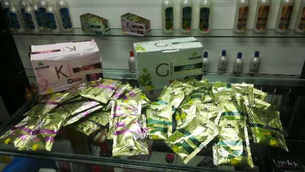 Sachet keratina y gusano de seda displey por 24