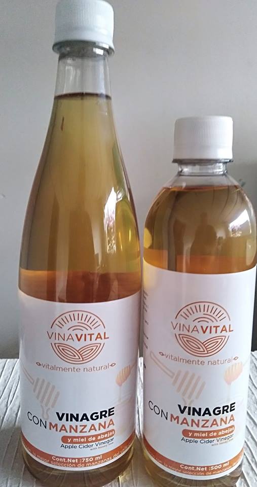 vinagre con jugo de manzana y miel de abejas