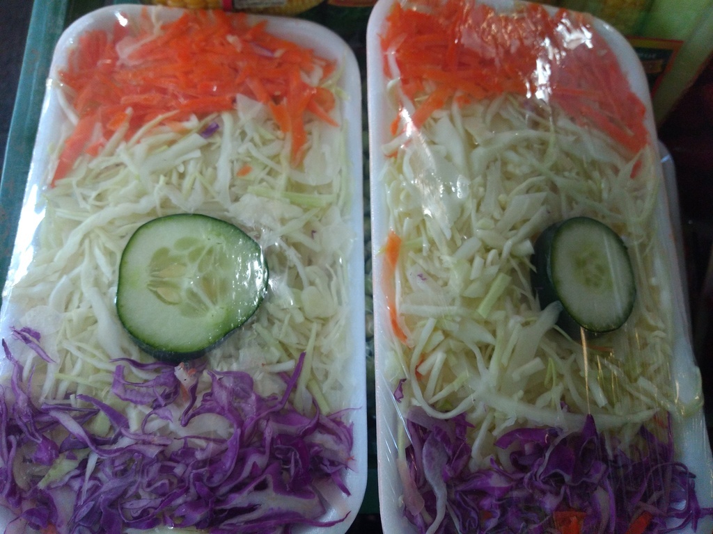 Ensalada en bandeja