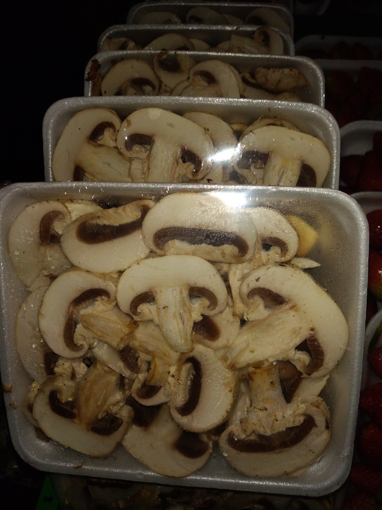 Champiñón bandeja x 200 gm