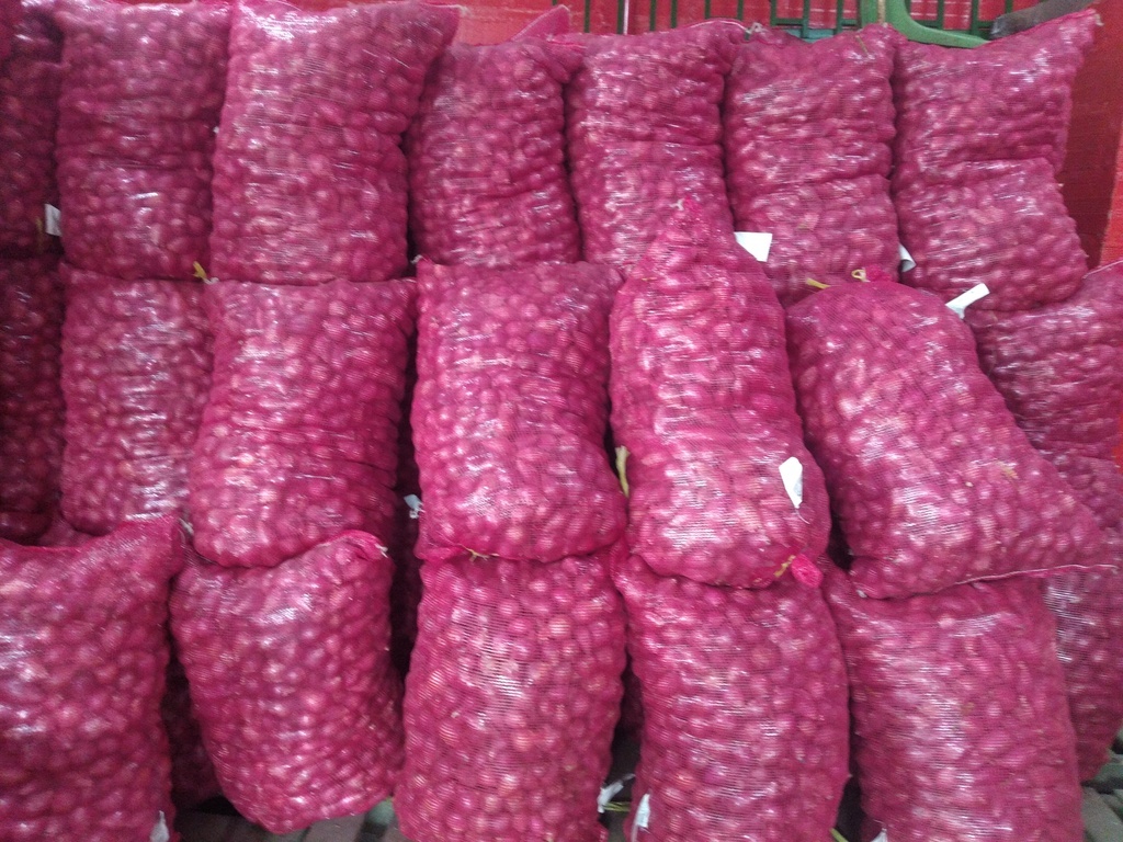 Cebolla roja Peruana bulto