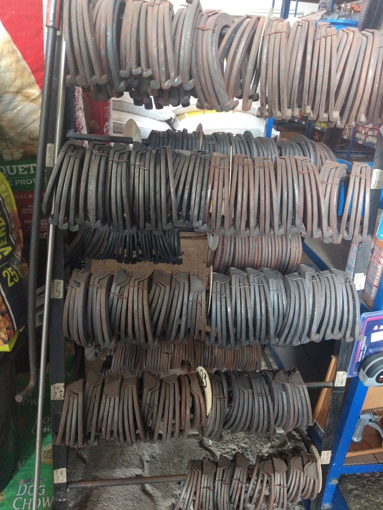 Herraduras en todas las tallas precio desde $9.150 hasta $11.100