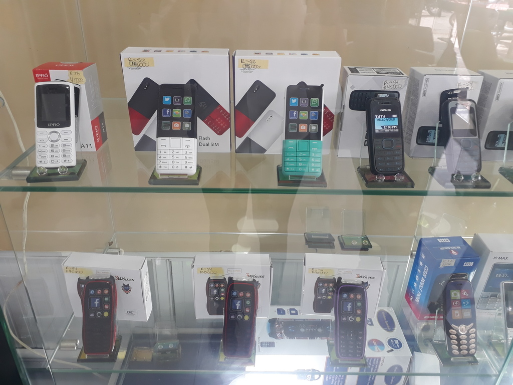 Celular gama media