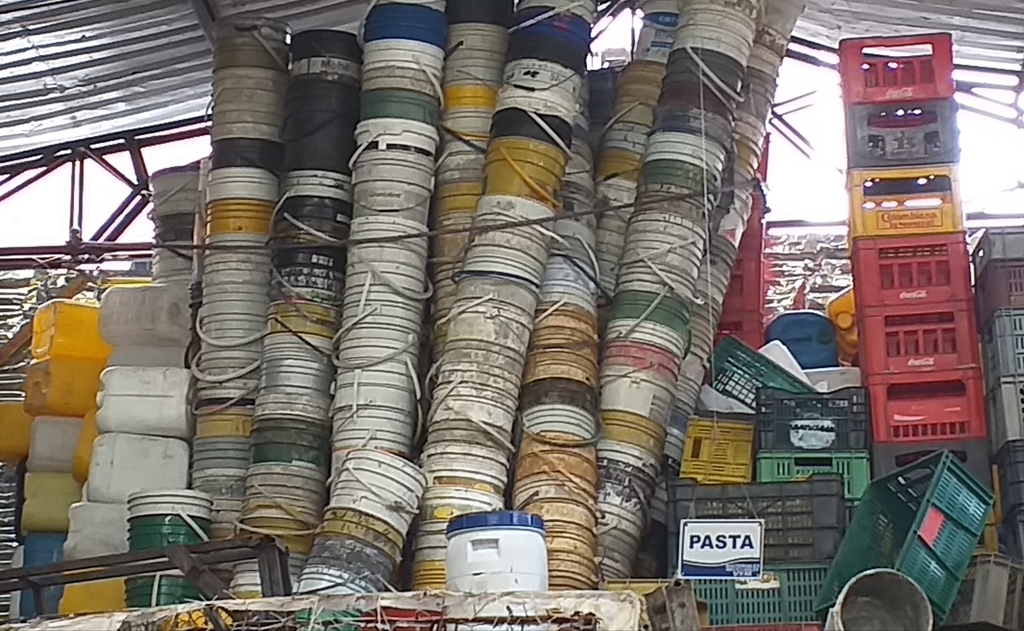 Baldes plasticos reciclados