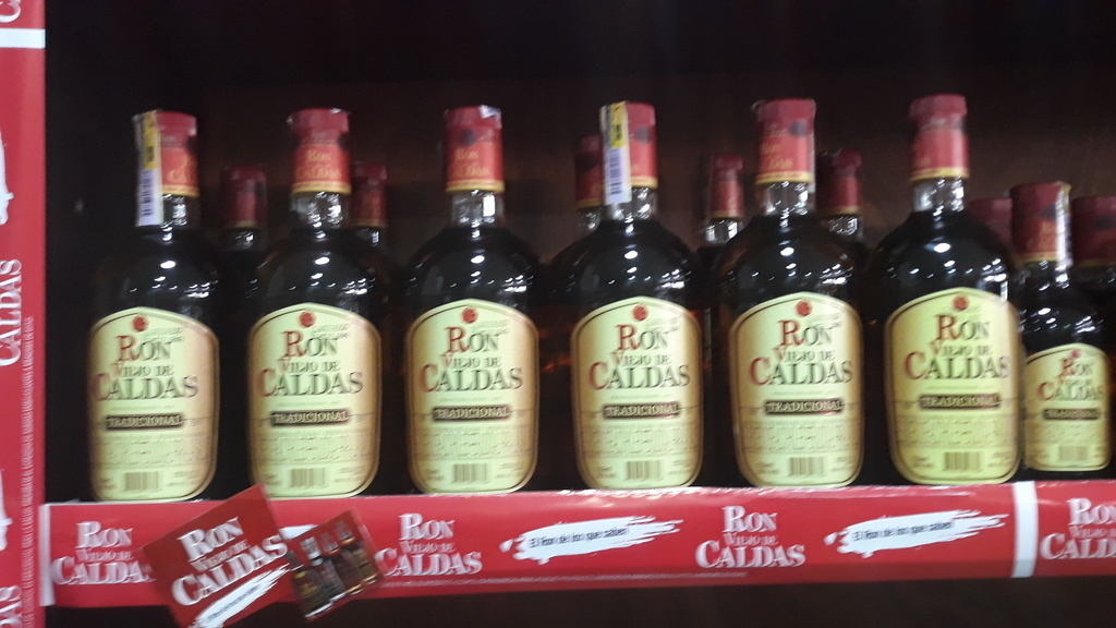 Ron viejo de Caldas* 1lt
