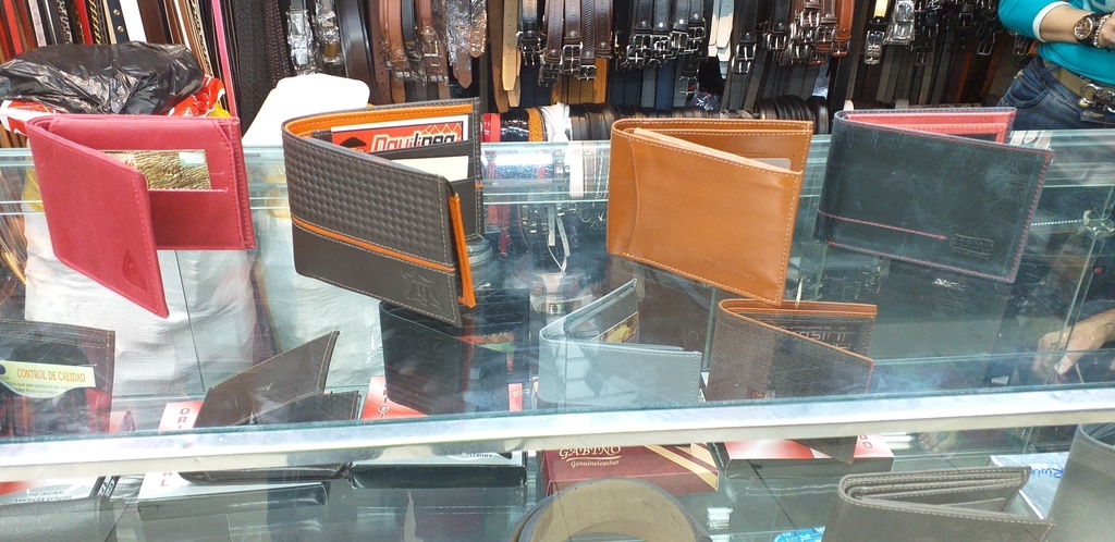Billeteras para hombre de cuero