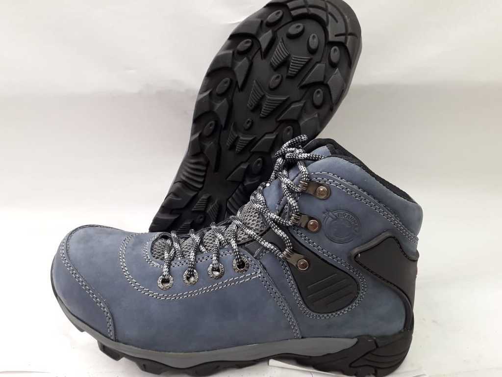 Bota en cuero