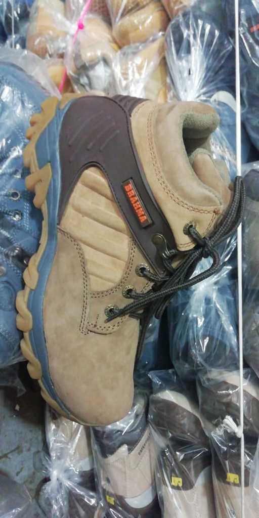 Botas en puro cuero