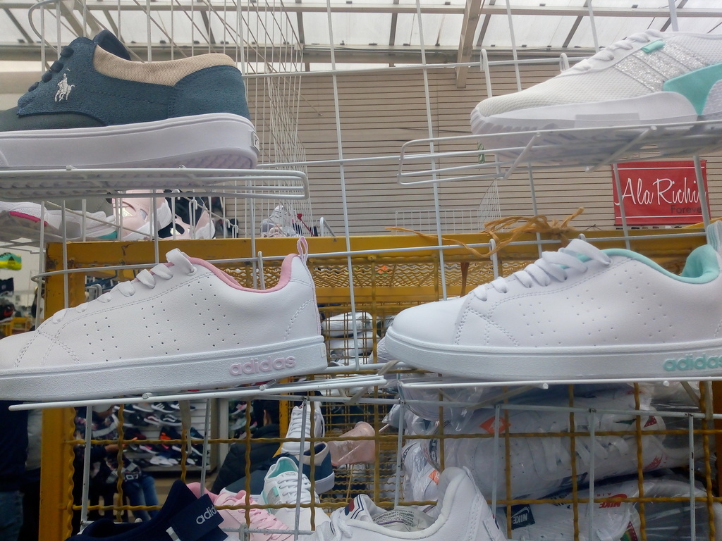 Tenis Adidas la Neo