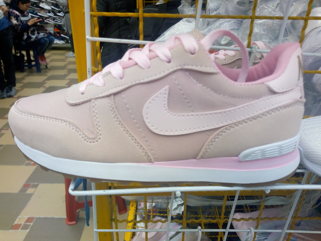 Tenis Nike zoom