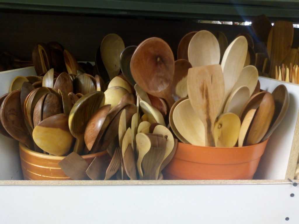 Cuchara en madera grande