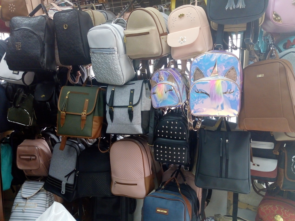 Morral para dama cuero
