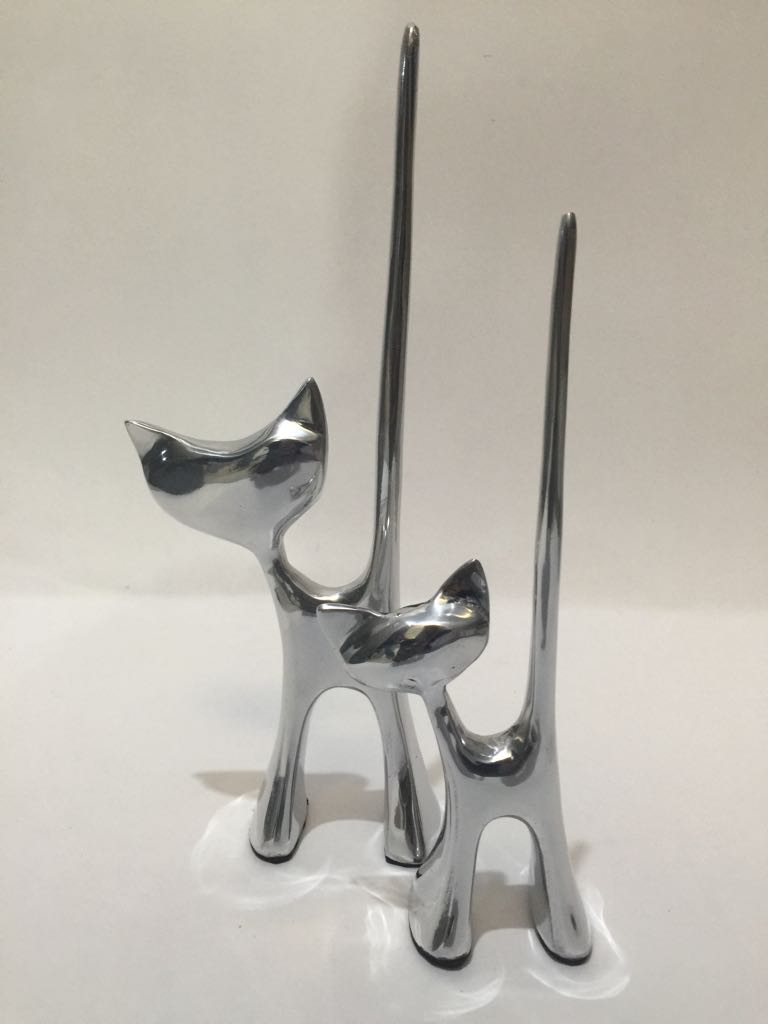Gatos x 2, grande y pequeño