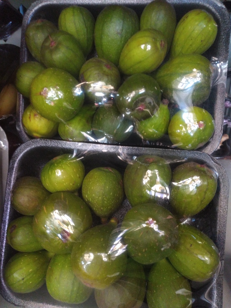 Breva bandeja