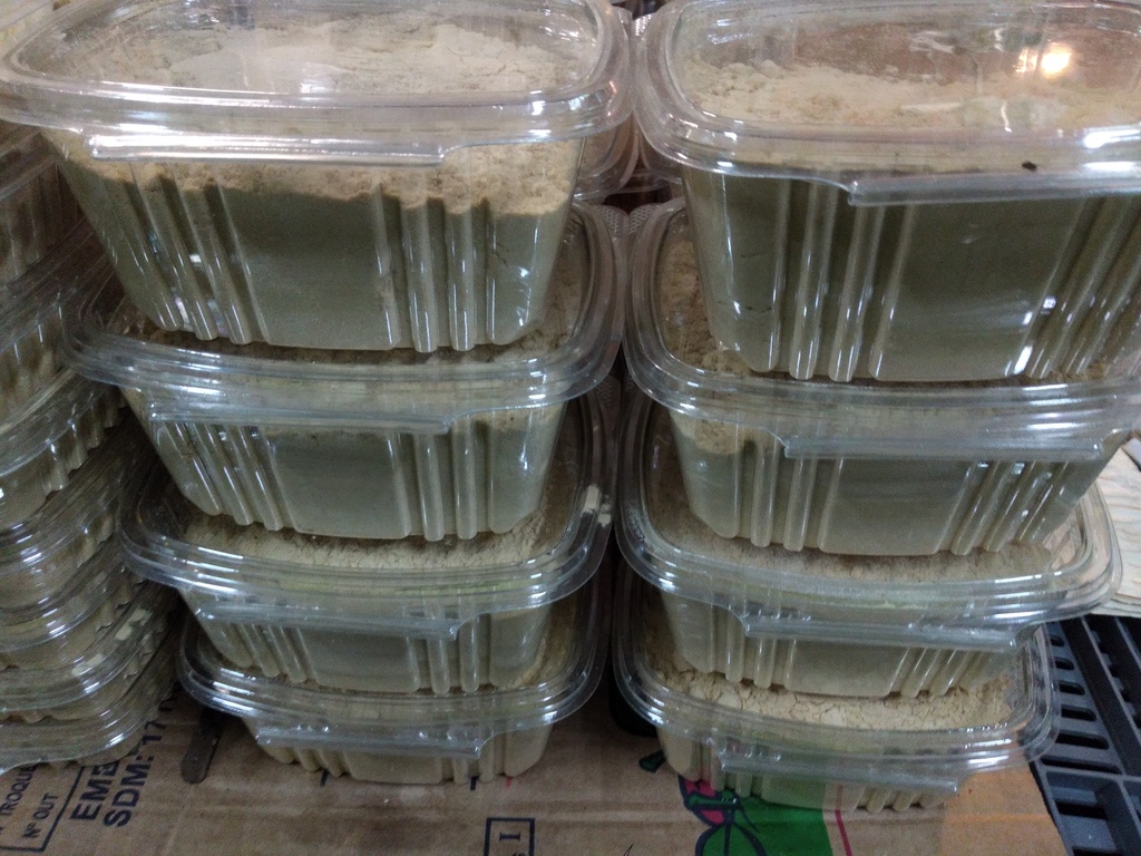 Algarroba en bandeja x 160 gm