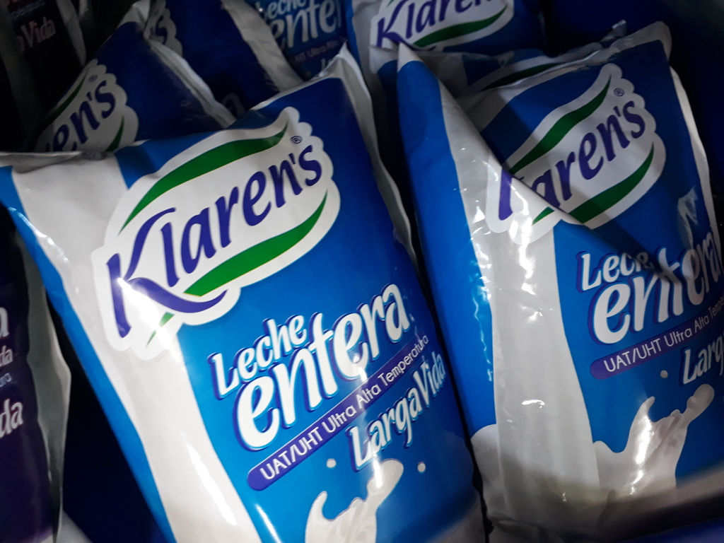 Leche entera klarens 900 ml